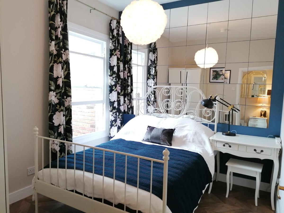Queens Quarter Holiday Homes (Adults Only) بلفاست المظهر الخارجي الصورة