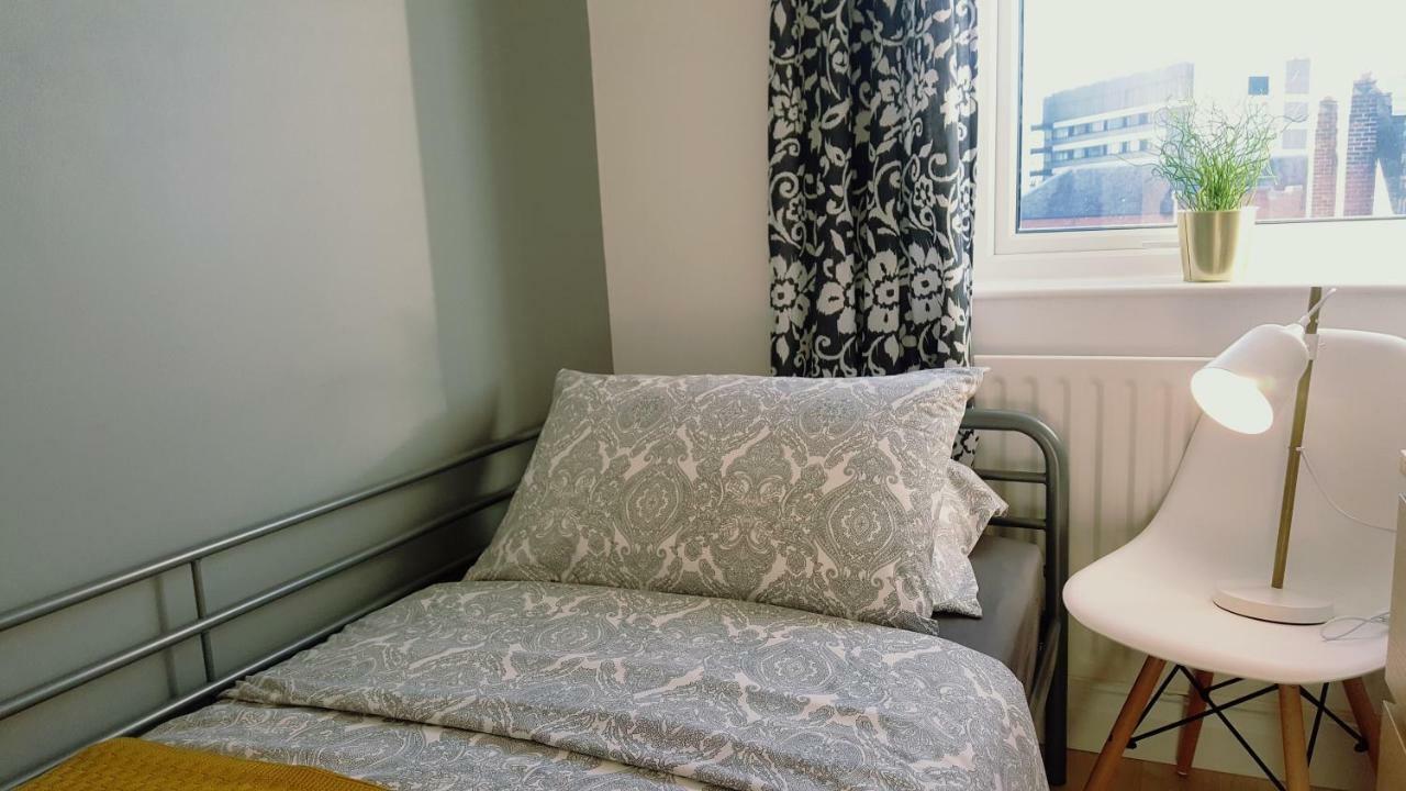 Queens Quarter Holiday Homes (Adults Only) بلفاست المظهر الخارجي الصورة
