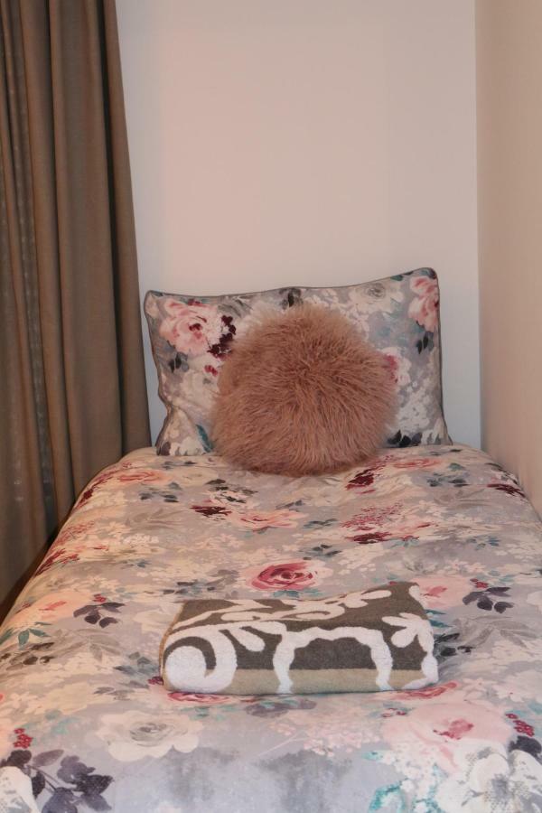 Queens Quarter Holiday Homes (Adults Only) بلفاست المظهر الخارجي الصورة