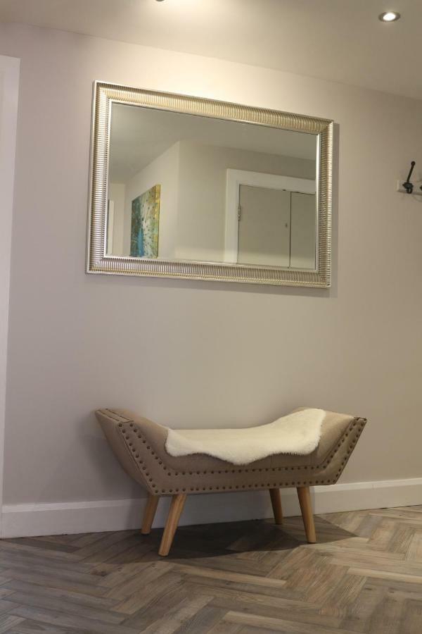 Queens Quarter Holiday Homes (Adults Only) بلفاست المظهر الخارجي الصورة