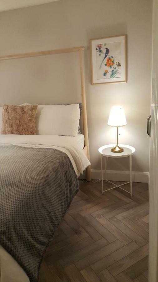Queens Quarter Holiday Homes (Adults Only) بلفاست المظهر الخارجي الصورة