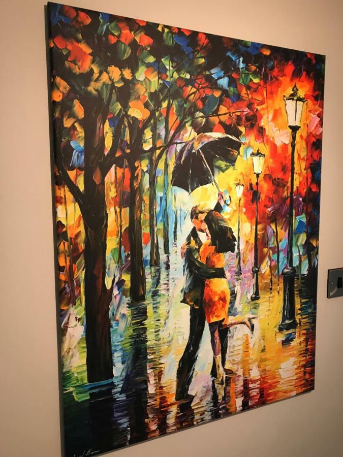 Queens Quarter Holiday Homes (Adults Only) بلفاست المظهر الخارجي الصورة